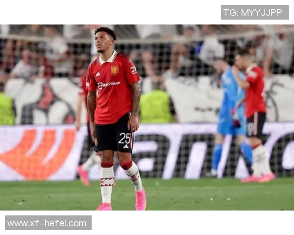 曼联官宣桑乔自由转会多特蒙德！滕哈赫弃用真相曝光