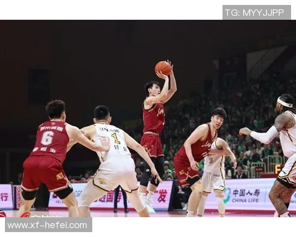 CBA精彩赛事回顾:关键时刻、球员风采、战术解析与球迷热情 CBA精彩赛事回顾:关键时刻、球员风采、战术解析与球迷热情